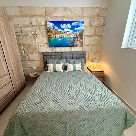 アパート As4 - The Alley In