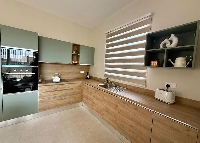 As4 - The Alley In Gudja